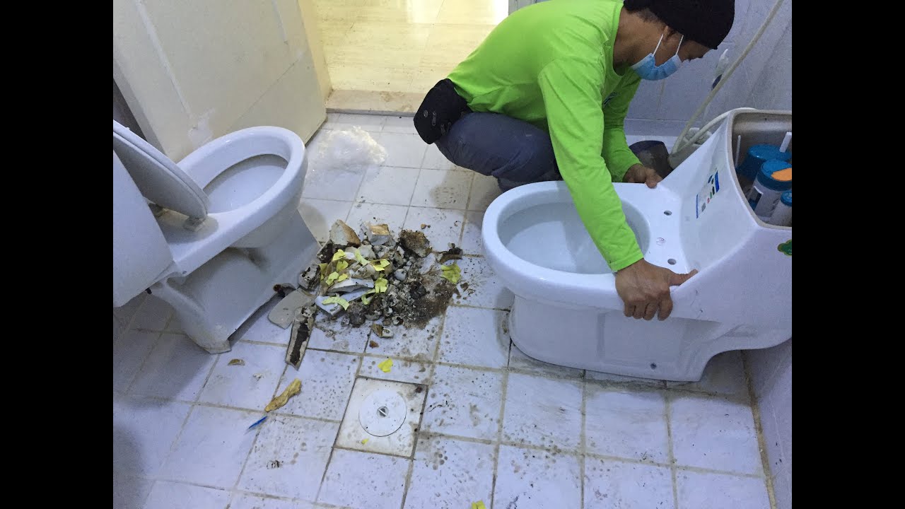 How To Install English WC How to Replace Western Toilet Seat YouTube