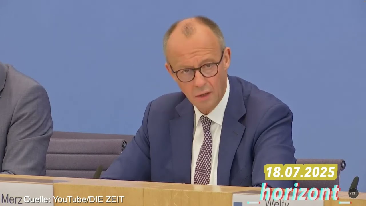 Angela Merkel (2015) und Friedrich Merz (2025)