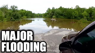 Flooding In Tennessee! Bass Fishing at Flooded Lakes (Bad Storms)