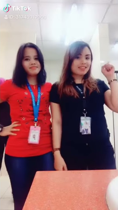 Tiktok peluk dan cium 😂