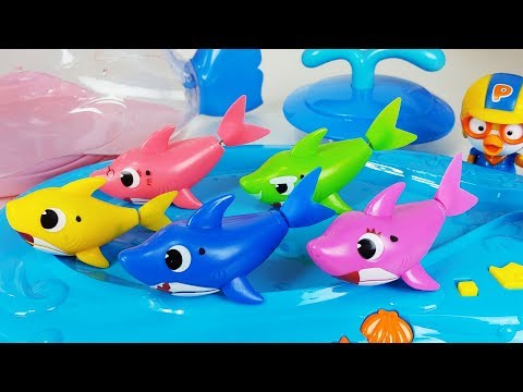 Pinkfong Baby Shark Family aquarium Fish swims and pororo toys baby doll play 핑크퐁 상어가족 어항 장난감 - 토이몽