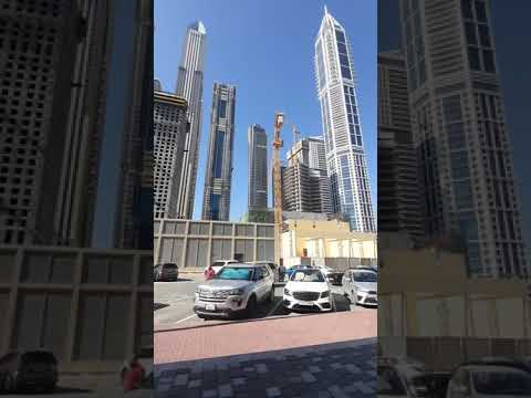 Dubai MariNa Side Landmark Group's Building Visit ?