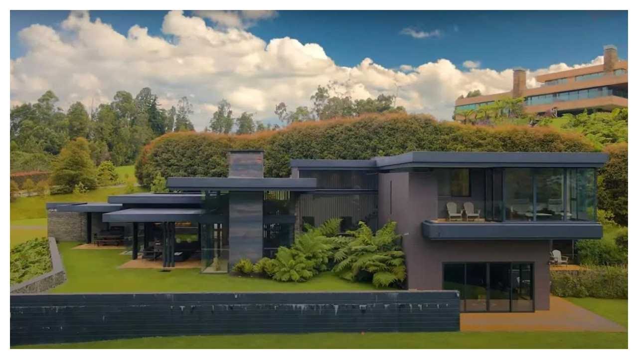 touring-this-1-5-million-dollar-medellin-mansion-alto-de-las-palmas