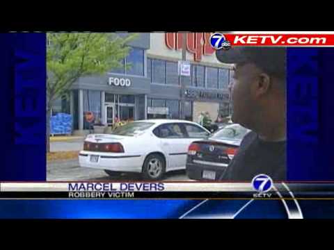 Hy-Vee Employee Robbed During Lunch Hour