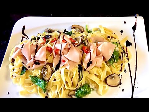 Video: Tagliatelle V Kremasti Omaki