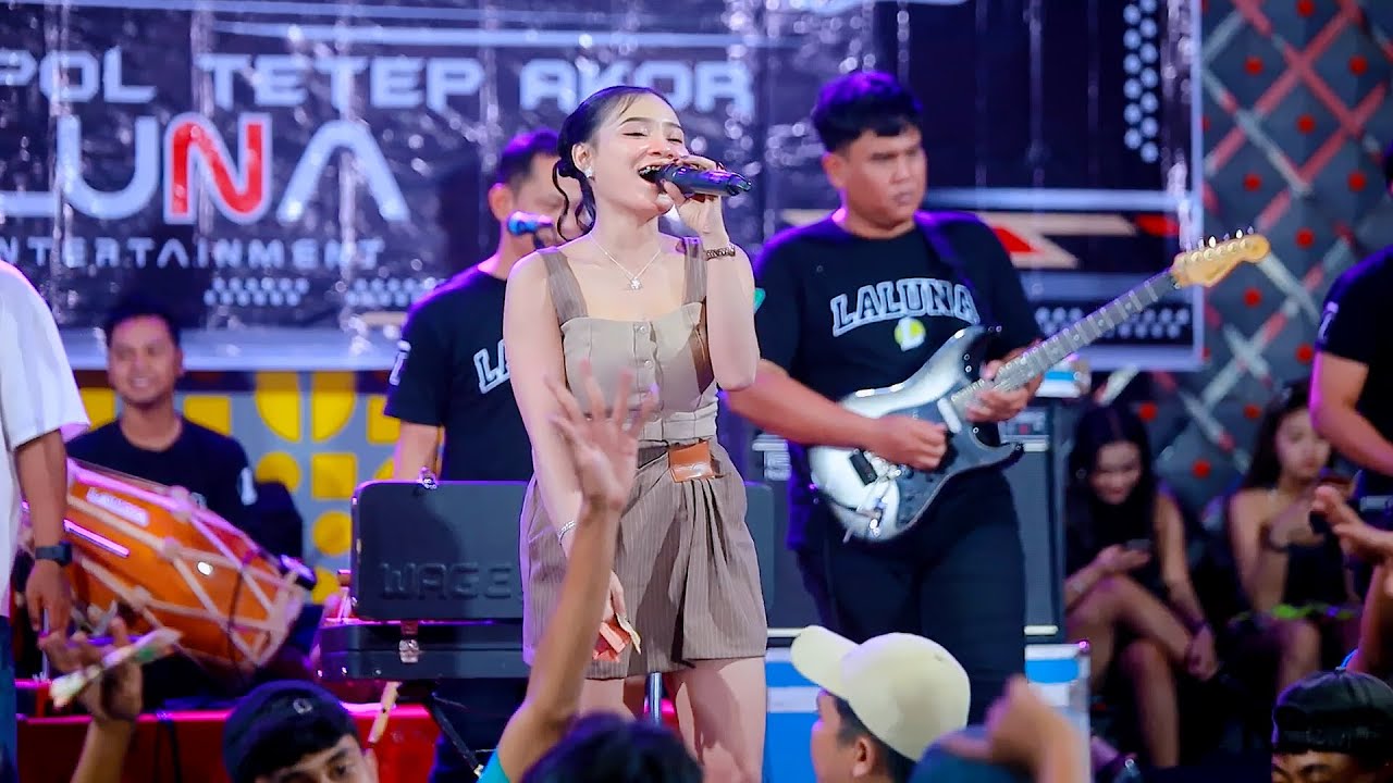 LALUNA MUSIC - HAKIKAT SEBUAH CINTA KURNIA RAHMA - HAPPY PARTY MDK TEAM - GEDUNG PIJI