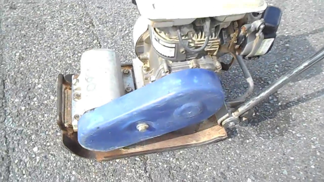 多小ユニプレートTACOM、113Kgクラス ゴムプレートコンパクター 転圧機