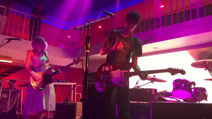 julie - through your window [live @ don quixote]