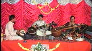 Endharo Mahanubhavulu by Maestro RK. Suryanarayan & Vijayalakshmi
