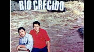 Rio crecido - Los Hermanos Zuleta chords