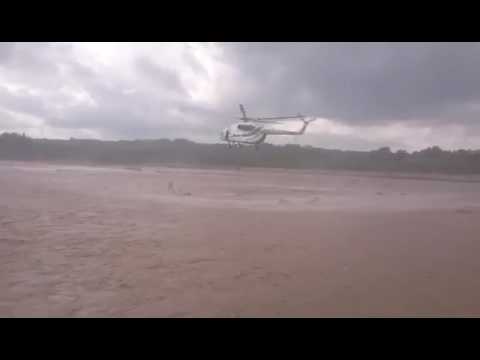 მაშველებმა მდინარეში ჩარჩენილი მოქალაქეები გადაარჩინეს