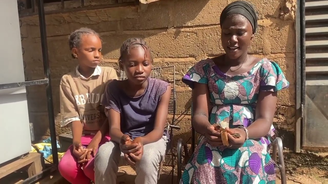 Femme méchante envers enfants d'autrui🙏🏻🙏🏻