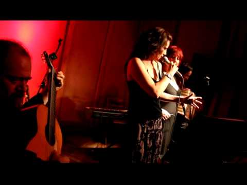 Dolores Sol y Lidia Borda cantan "Me enamor una ve...