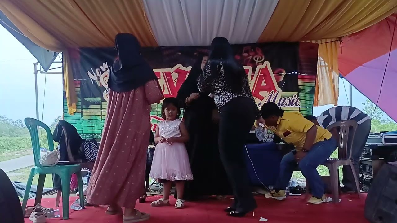 DEVISTA ENTERTAINMENT DJ REMIX SEBOTOL MINUMAN VOC NAVA VILOY