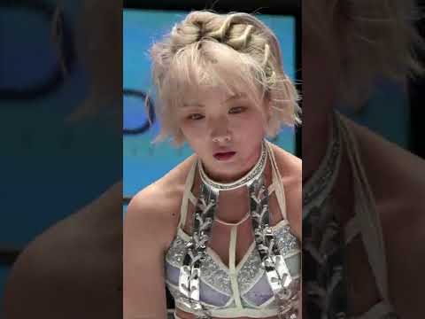 【女子プロレス】なつぽいが中野たむに蹴りとエルボー連打！【スターダム】