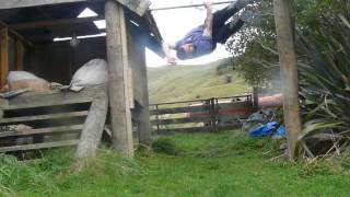 One arm chin into meathook