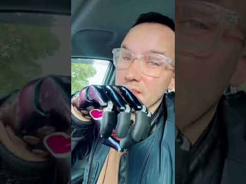 Как управлять автомобилем с протезом руки?