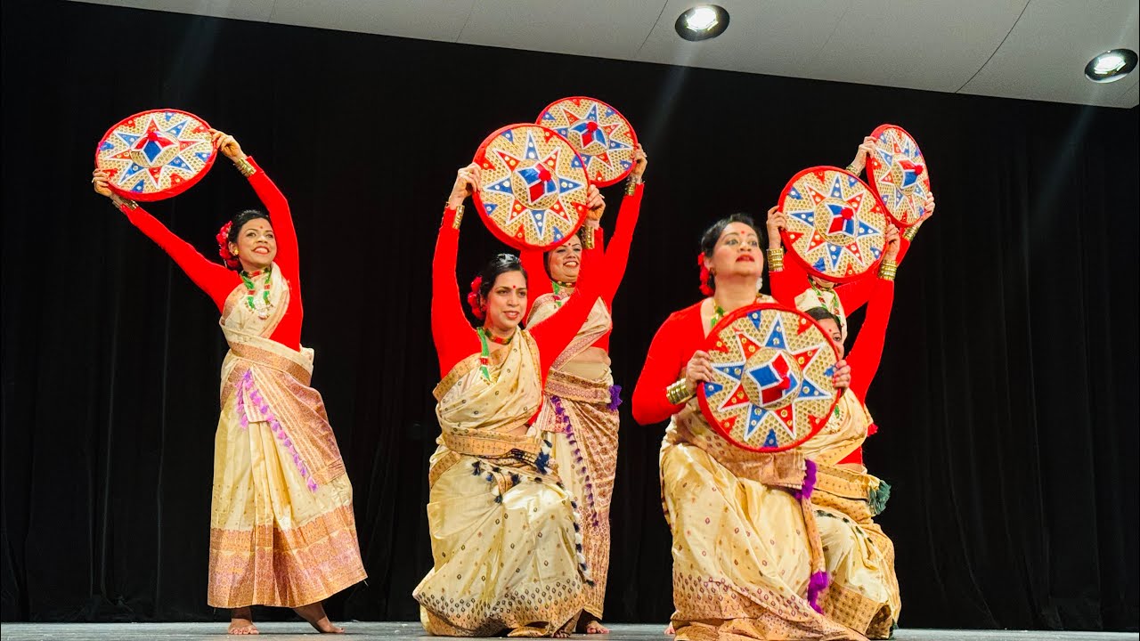 Bihu performance by Sirisha Kalakendra ’24
