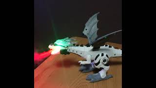 【恐竜】最近のおもちゃは火を吹くのか【水蒸気とライトのギミック】