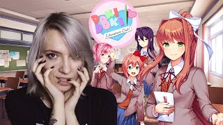 ЧТО ЗА ЧЕРТОВЩИНА в Doki Doki Literature Club #2