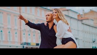 Video thumbnail of "MARKO ŠKUGOR - DESET ANĐELA (Official Video)"