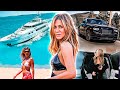 Jennifer Aniston Lifestyle | Net Worth, Fortune, Car Collection, Mansion... image