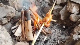 Galletto Vallespluga Sul Fuoco Con Movimento Automatico 😂#Bushcraft #Fuoco #Outdoorcooking