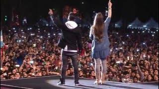 Redimi2 - El Nombre de Jesús Ft. Christine D´Clario (En Vivo)