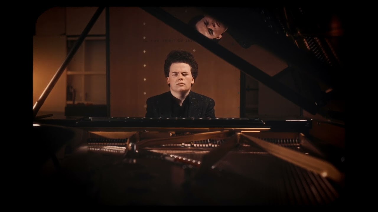 RACHMANINOFF // 'Vocalise Op.34 No.14' by Vsevolod Zavidov - YouTube
