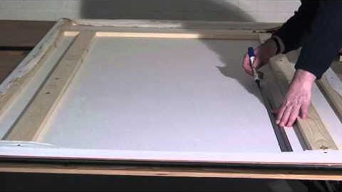 Making Theatre Scenery - Door flat (part 4 of 4)