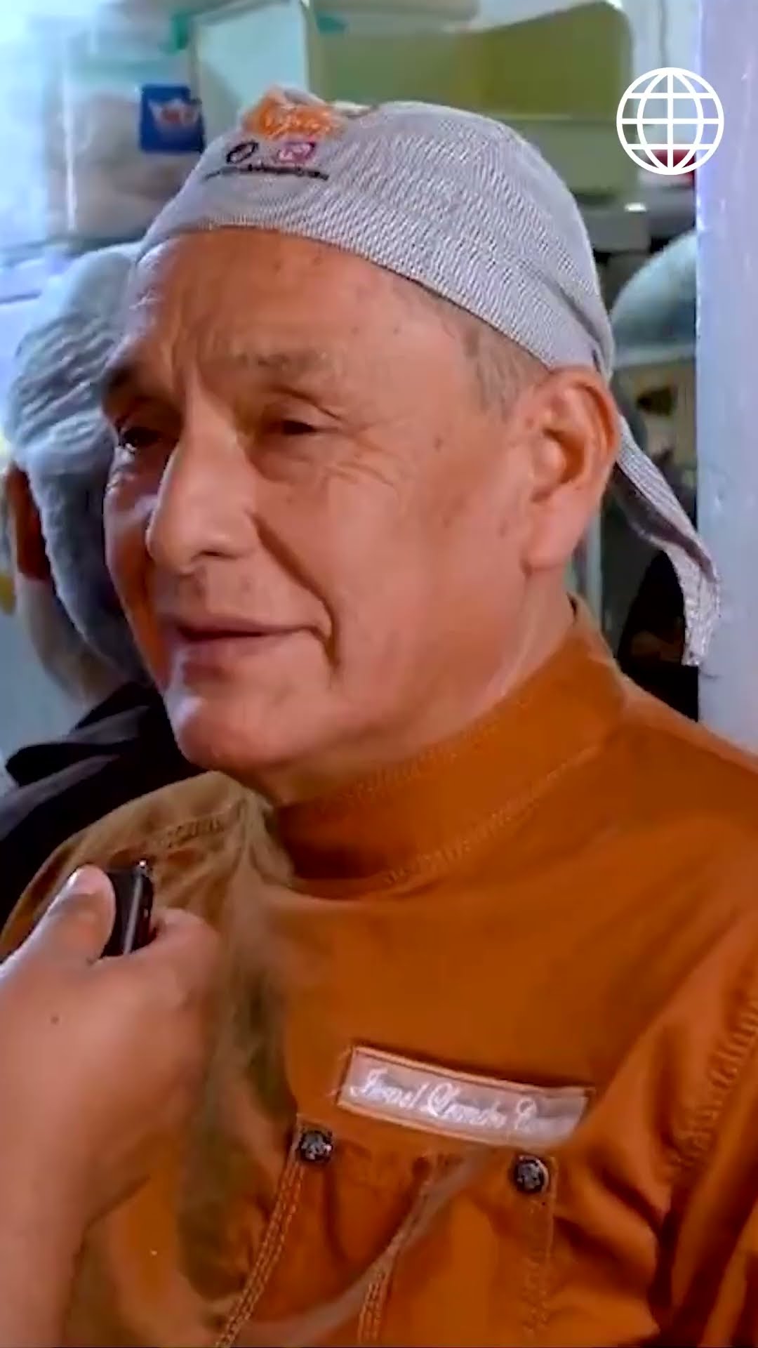 EN LA MESA | Visiting the King of the Stuffed Potato | #shorts