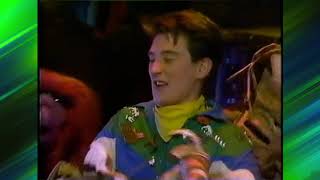 Muppet Songs Kd Lang And Garbage - I Love Trash