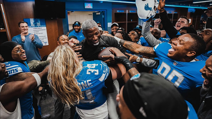 Postgame locker room celebration | Lions vs. Packers