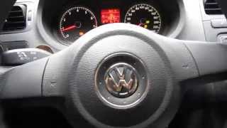 видео Volkswagen Polo Sedan ТО-2 замена свечей зажигания.