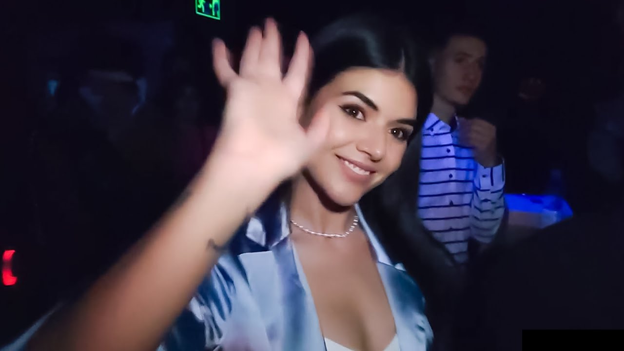 Что произойдет, если кореец посетит K-pop вечеринку в Испании?