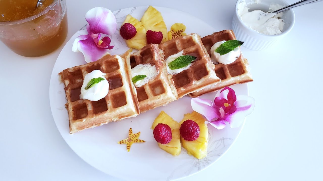 HAWAIIAN WAFFLES WITH COCONUT AND PINEAPPLES YouTube