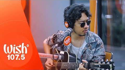 A Day That Feels Better - Pamungkas performs LIVE on Wish 107.5 Bus