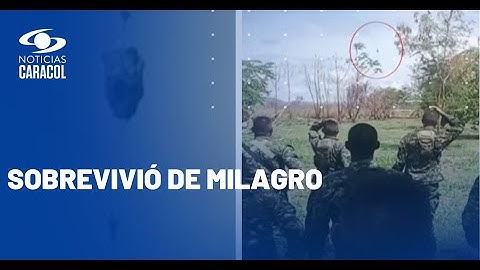 A un militar no le abrió el paracaídas tras lanzarse de un helicóptero: impactante video