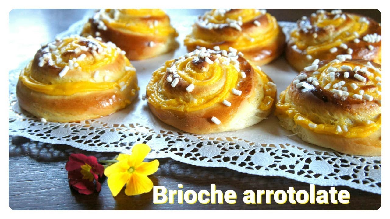 Brioches arrotolate sofficissime con crema pasticcera