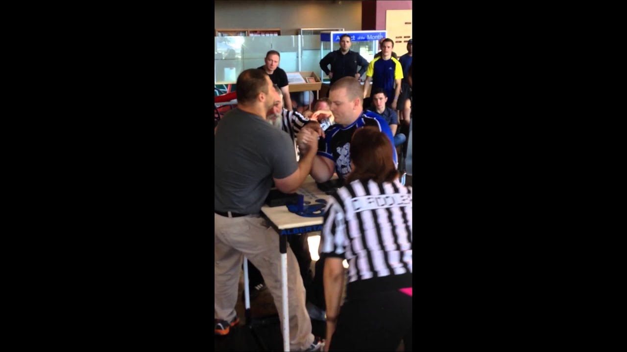 Battle zone Alberta. Ryan MacKinnon vs vitally