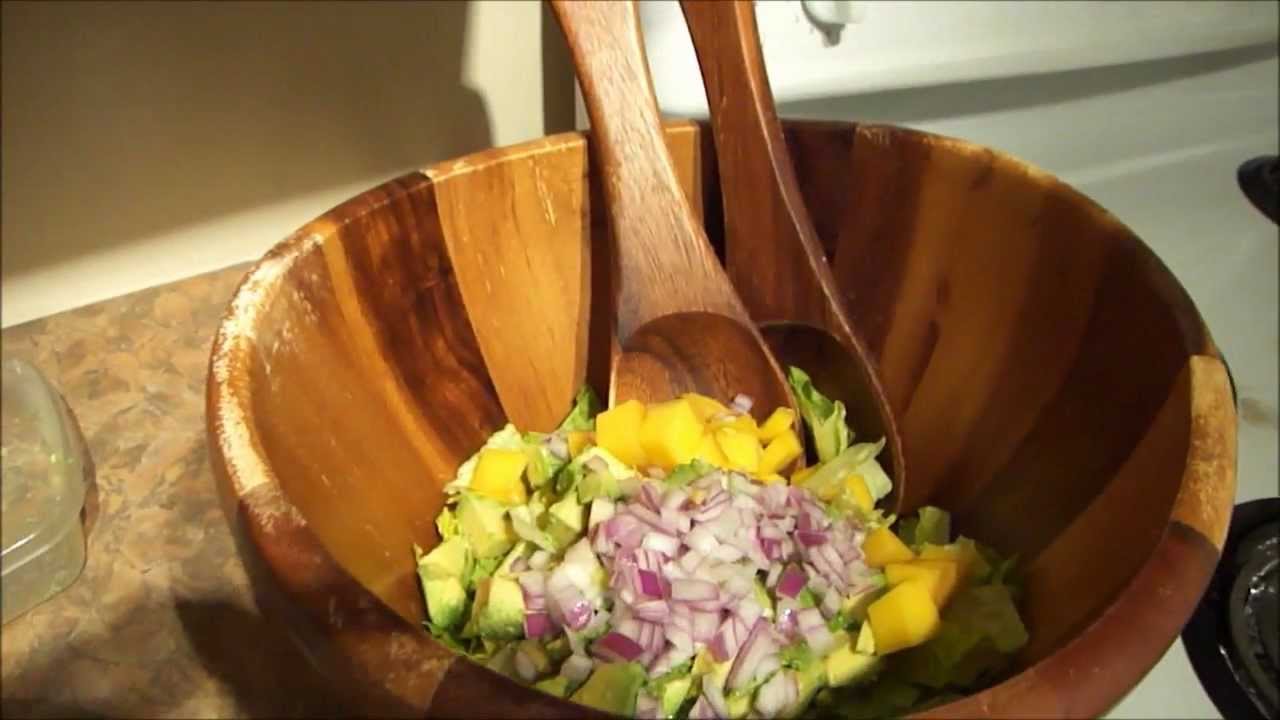 Salade SIMPLE mais délicieuse (mangue et avocat)