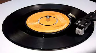 Elvis Presley - Burning Love - Vinyl Play Elvis Presley - Burning Love - Vinyl Play