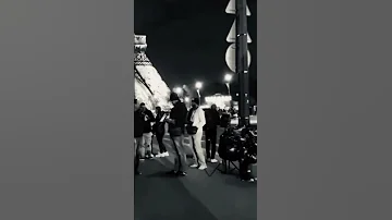 نامي بعيني وبين رموشي 