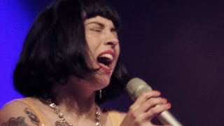 Mon Laferte &quot;Tormento&quot; en vivo en Melkweg Amsterdam