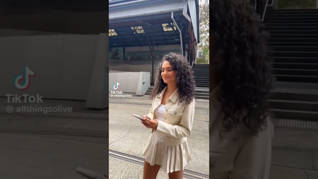 The best compliment for a curly hair girl 