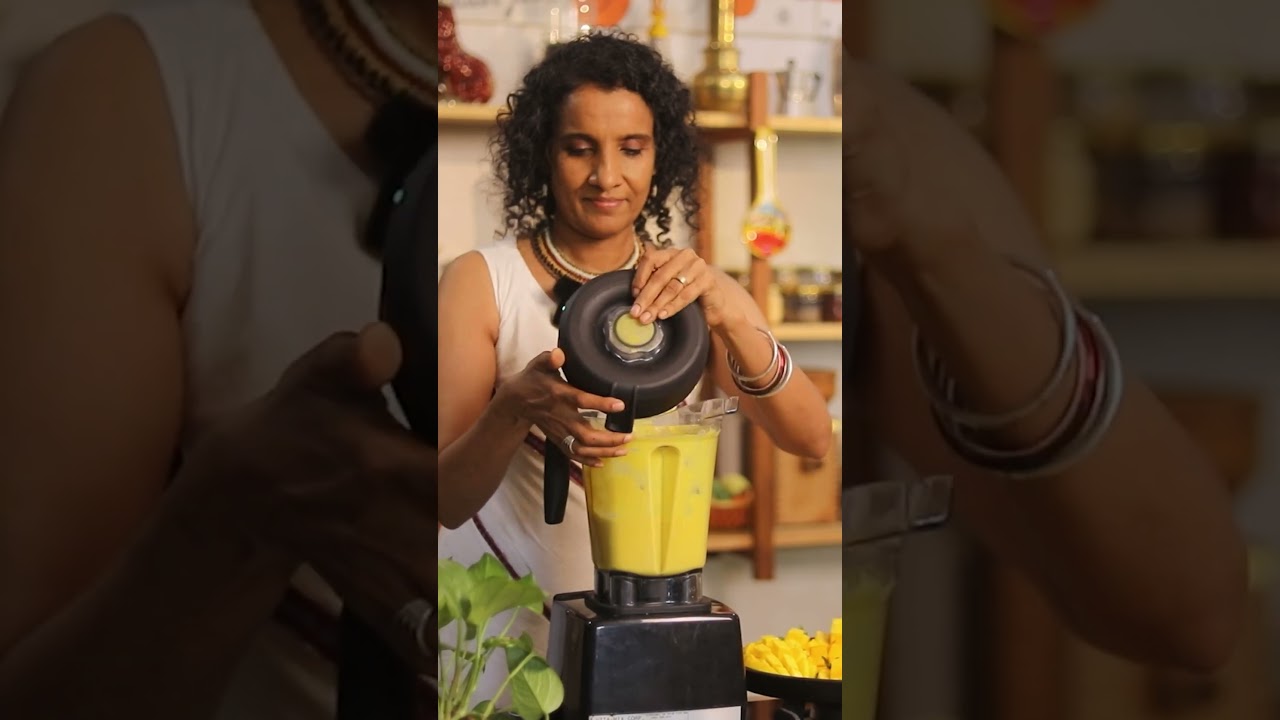 #Vegan Mango #Lassi - Creamy &amp; Delicious #plantbased - DailyVeganLife.com