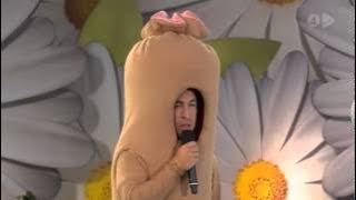 Per Andersson som Brat Wurst hos Lotta på Liseberg 2014.Varm korv Boogie allsång.