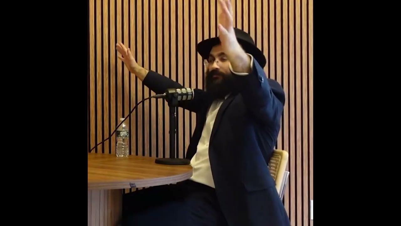R' Follie Dubov: Why I Listen to Chazara of the Rebbe's Farbrengens