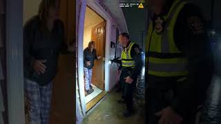 "US Police Bodycam: Officers Save Trapped Child During Deadly Flood"