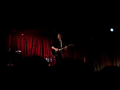 Joseph Arthur - A Smile That Explodes (live at Bus...